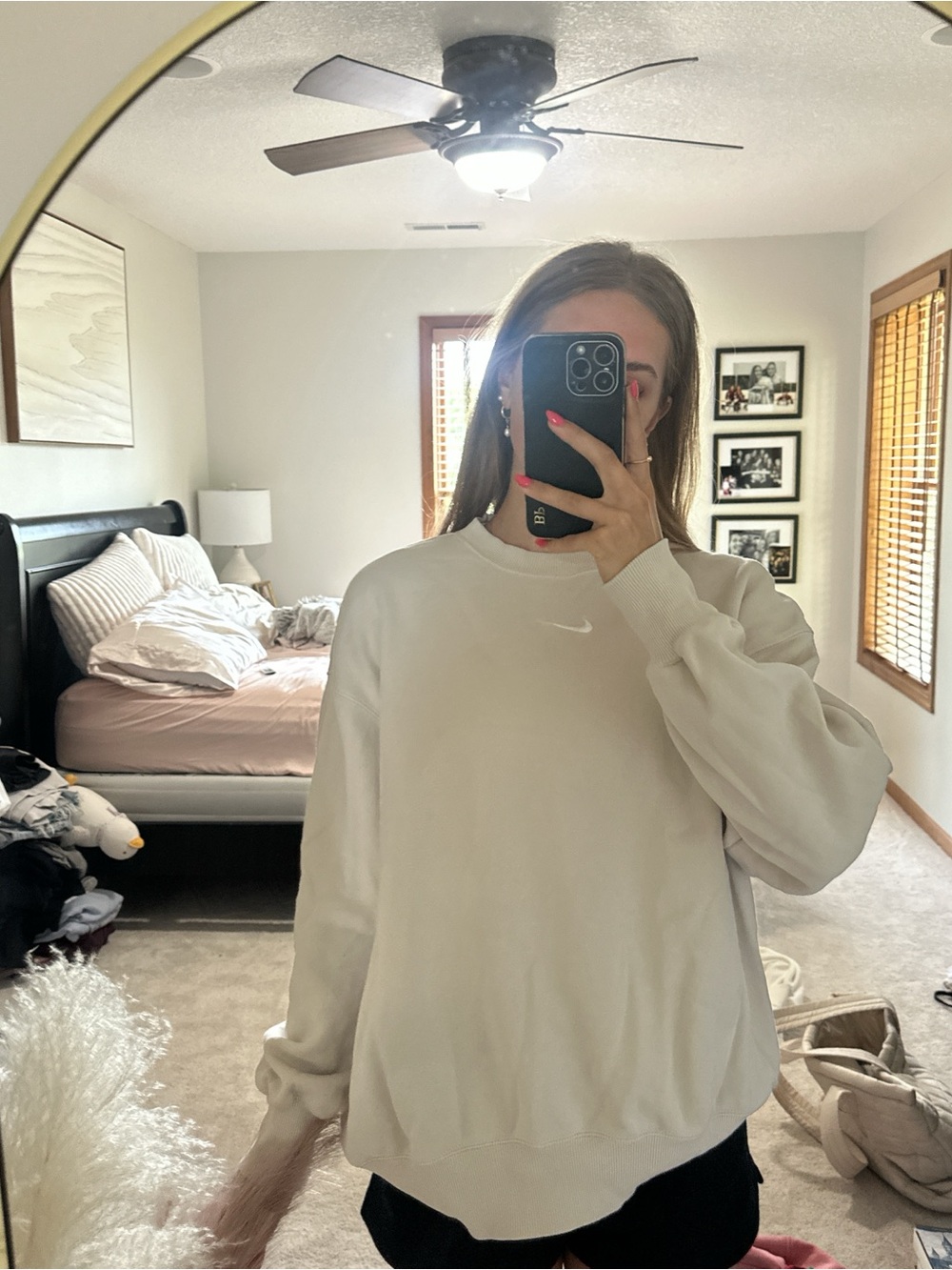 Nike Cream/Off-White Crewneck Sweatshirt with Small Swoosh